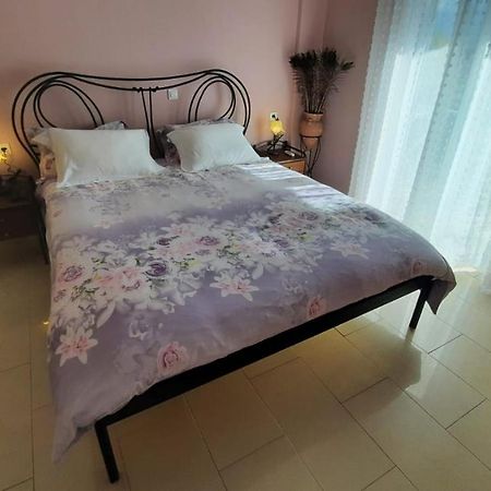 Ioannis - Room With Balcony Near Limnopula Gavrolimni Екстериор снимка